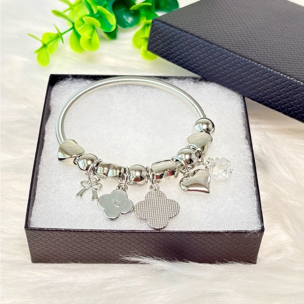 Silver Clover Charm Bracelet with Hearts - Picture 10 of 14